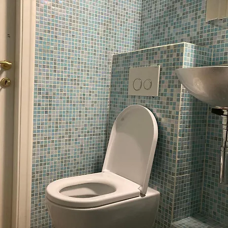 2p Moderne Riquier Proche Port, Gare, Tramway *