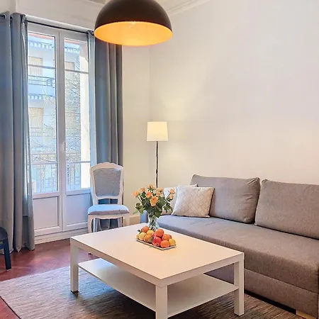 2p Moderne Riquier Proche Port, Gare, Tramway * Nice