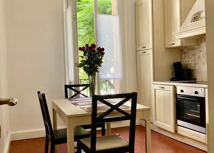 Апартаменты 2p Moderne Riquier Proche Port, Gare, Tramway *