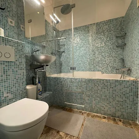 Apartment 2p Moderne Riquier Proche Port, Gare, Tramway Nizza
